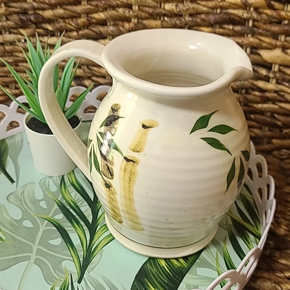 Stoneware bamboo print milk pichter